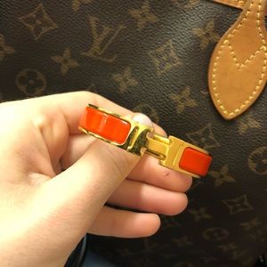 Hermès *authentic* Clic H bracelet